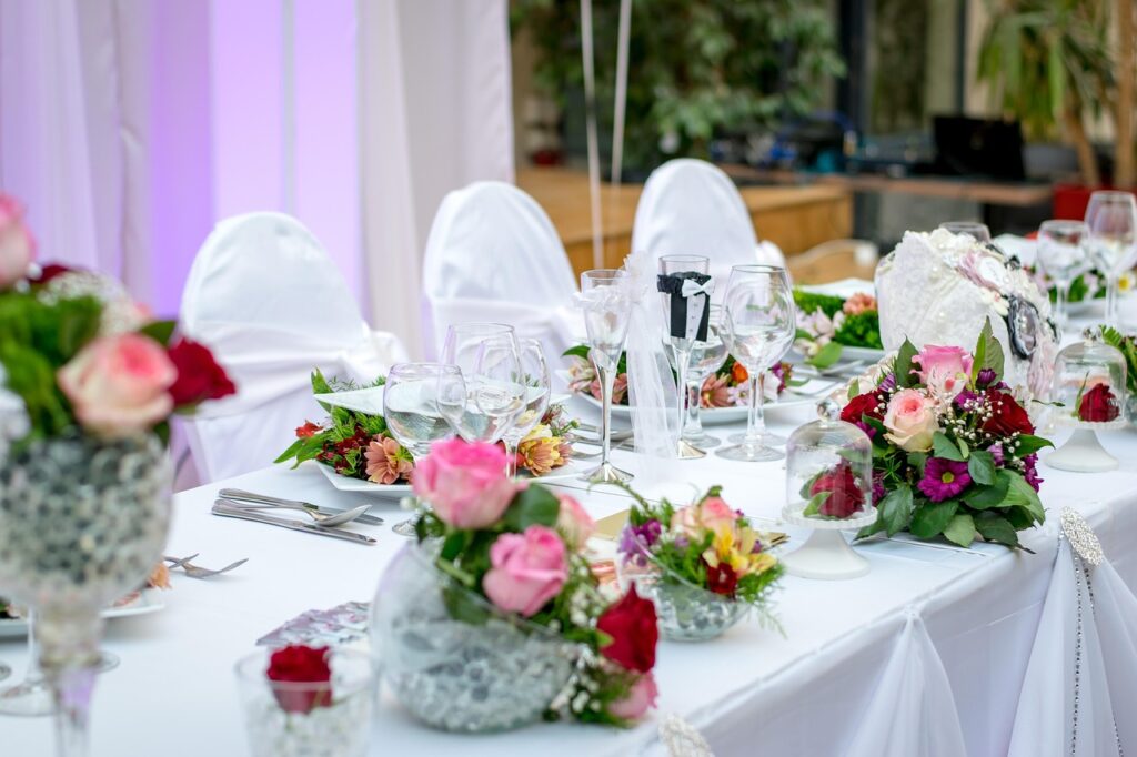 wedding reception, table setting, flower background, flowers, nature, centerpieces, beautiful flowers, flower wallpaper, floral arrangements, glassware, stemware, table, dinner, event, roses, decoration, seats, wedding, wine glasses